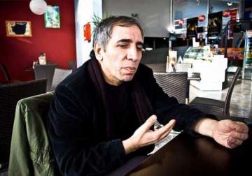 iranian filmmaker mohsen makhmalbaf backs swachch bharat drive