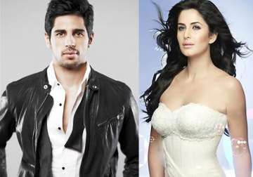 katrina and sidharth to experiment with looks in new film