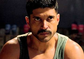 farhan akhtar clarifies that wazir is emotional drama not thriller