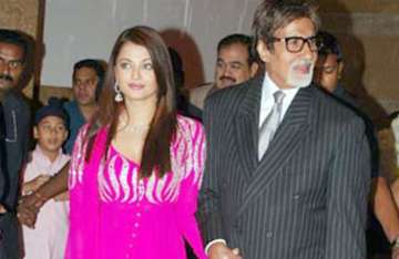 big b aishwarya blast mumbai tabloid for false report on aish s health