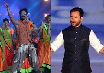 ipl8 opening shahid tumbles saif ali khan fails as emcee at the ceremony view pics