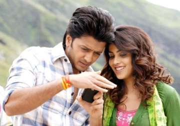 riteish deshmukh genelia clock 13 years of togetherness in b town