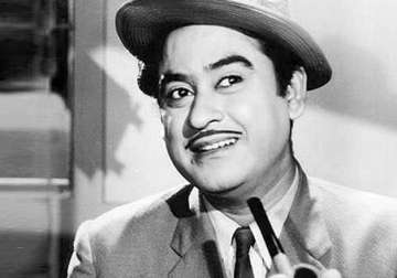 read about 4 wives of kishore kumar the man whose voice created history in celluloid