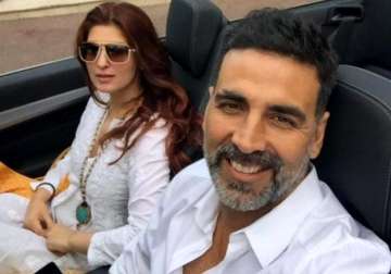 akshay kumar holidays with wife twinkle in france