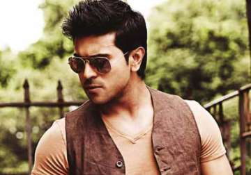 ram charan donates rs. 15 lakhs to hudhud victims