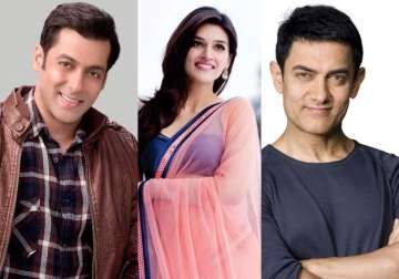 after srk in dilwale kriti sanon keen to work with salman and aamir
