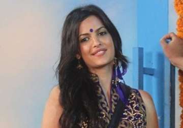 bigg boss 8 natasa stankovic targets pritam singh post eviction