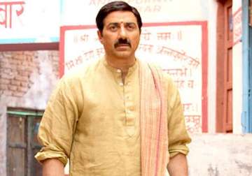 mohalla assi fir against sunny deol others for hurting religious sentiments