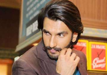 i am the way i am ranveer singh gives best reply to his critics