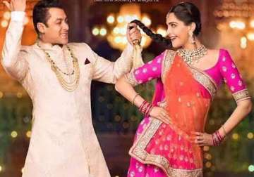 let sonam and her saiyyan prem stun you in the title track of prem ratan dhan payo