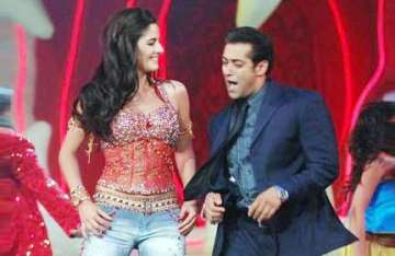 salman katrina hottest couple srk actor of the decade in online poll