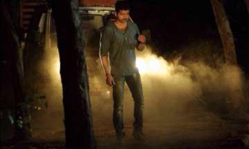 kaththi movie review an idealistic fiction