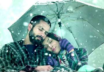 haider khul kabhi toh teaser out shahid shraddha s pure romance amid arjit singh s magic watch video