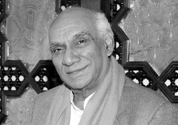 b town misses yash chopra s warmth on his birth anniversary