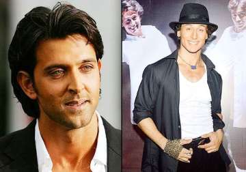 hrithik roshan praises tiger shroff for his michael jackson dance watch video