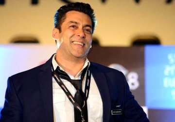 salman khan gets a day off on birthday from bigg boss