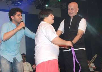 anupam kher celebrates padma bhushan with over 700 specially abled kids