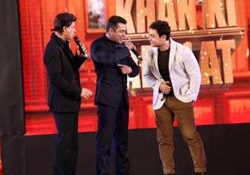 salman khan thanks shah rukh and aamir for promoting bajrangi bhaijaan