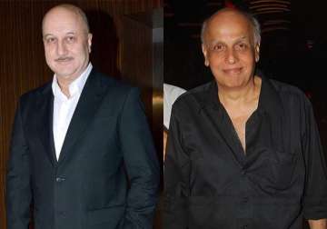 anupam kher s guru dakshina to mahesh bhatt