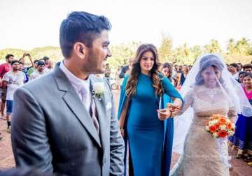 unseen pics raveena tandon s daughter ties knot in fairy tale wedding