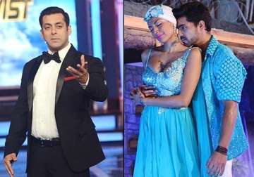 bigg boss 8 salman khan promises to come back rahul dimpy s chemistry to add excitement