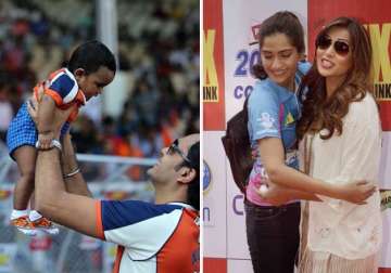 celebrity cricket league candid moments view pics