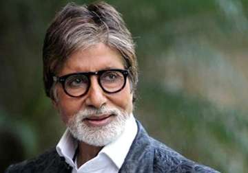 amitabh bachchan completes 14 years with kbc