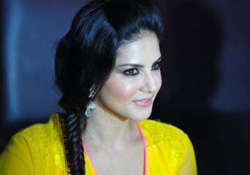 whether we work together or not i ll be aamir s fan sunny leone