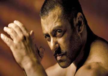 salman khan s sultan begins shooting today