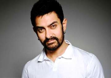 aib knockout twitteratis critcise aamir khan s stand