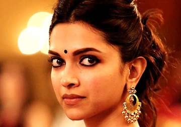 how deepika padukone matches her piku character