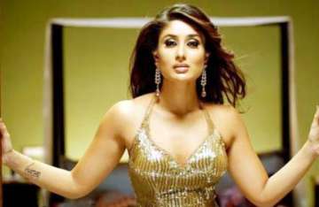 kareena wants a new home to avoid peeping toms