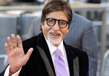 amitabh bachchan celebrates 16 mn twitter followers