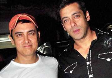 pk controversy salman khan comes in support for friend aamir khan
