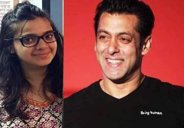 what made bajrangi bhaijaan aka salman spend time with this li l fan