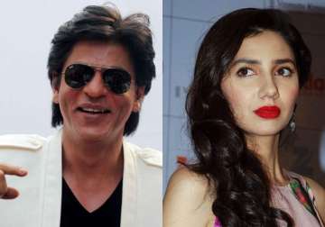 shah rukh is the best co star mahira khan could ask for. know why