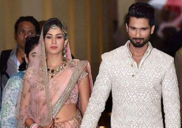 shahid kapoor s new year photo with wife mira says it all about their rocking married life