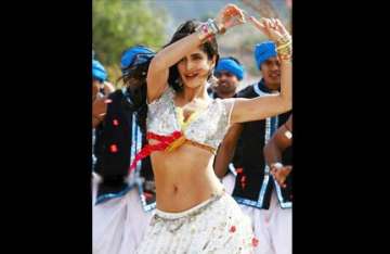 katrina gets abdominal pains after belly dancing lesson