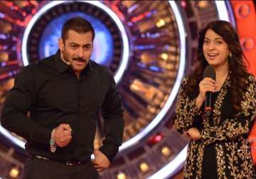 does salman feel juhi chawla is fit to play his mother on screen and not love interest