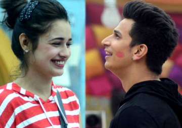 bigg boss 9 prince narula proposes yuvika chaudhary on national television