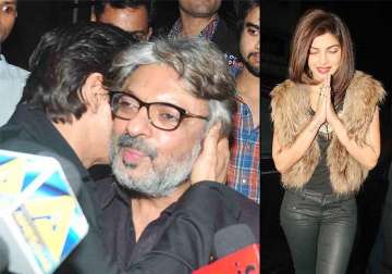 shah rukh khan kisses sanjay leela bhansali at his party priyanka ranveer join in see pics