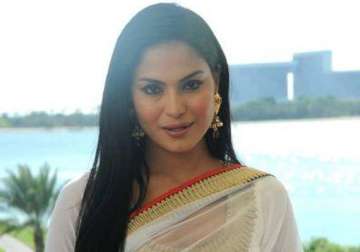 veena malik to appeal against 26 year imprisonment sentence
