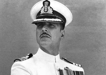 first look akshay kumar looks stunning as navy officer in rustom