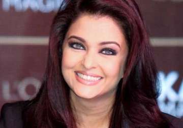 being a real life mother helped me for jazbaa aishwarya