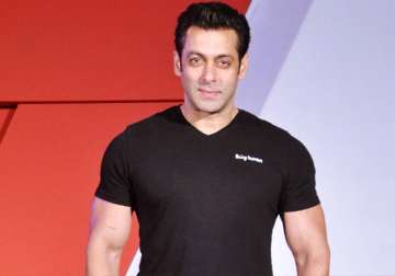 revealed actress who plays salman khan s love interest in sultan