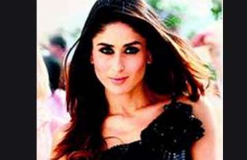 kareena to mother 8 year old in ra.one