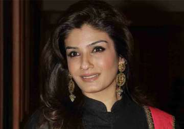 raveena tandon sparks controversy over sexist twitter comment