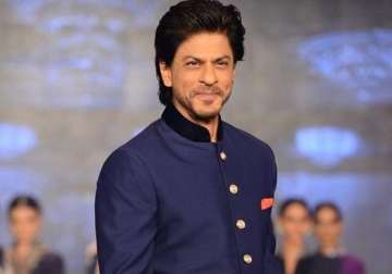 shah rukh khan teaches 15 life fundas to 15 million fb followers