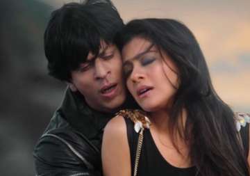 over 300 crores in just 3 weeks srk s dilwale rules box office