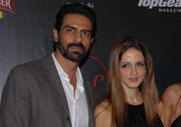 gotcha hrithik s ex wife sussanne on coffee date with arjun rampal